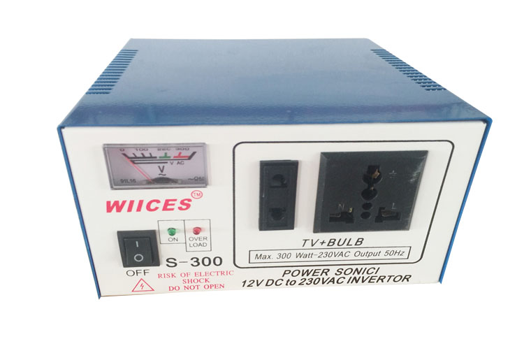 AC voltage regulator